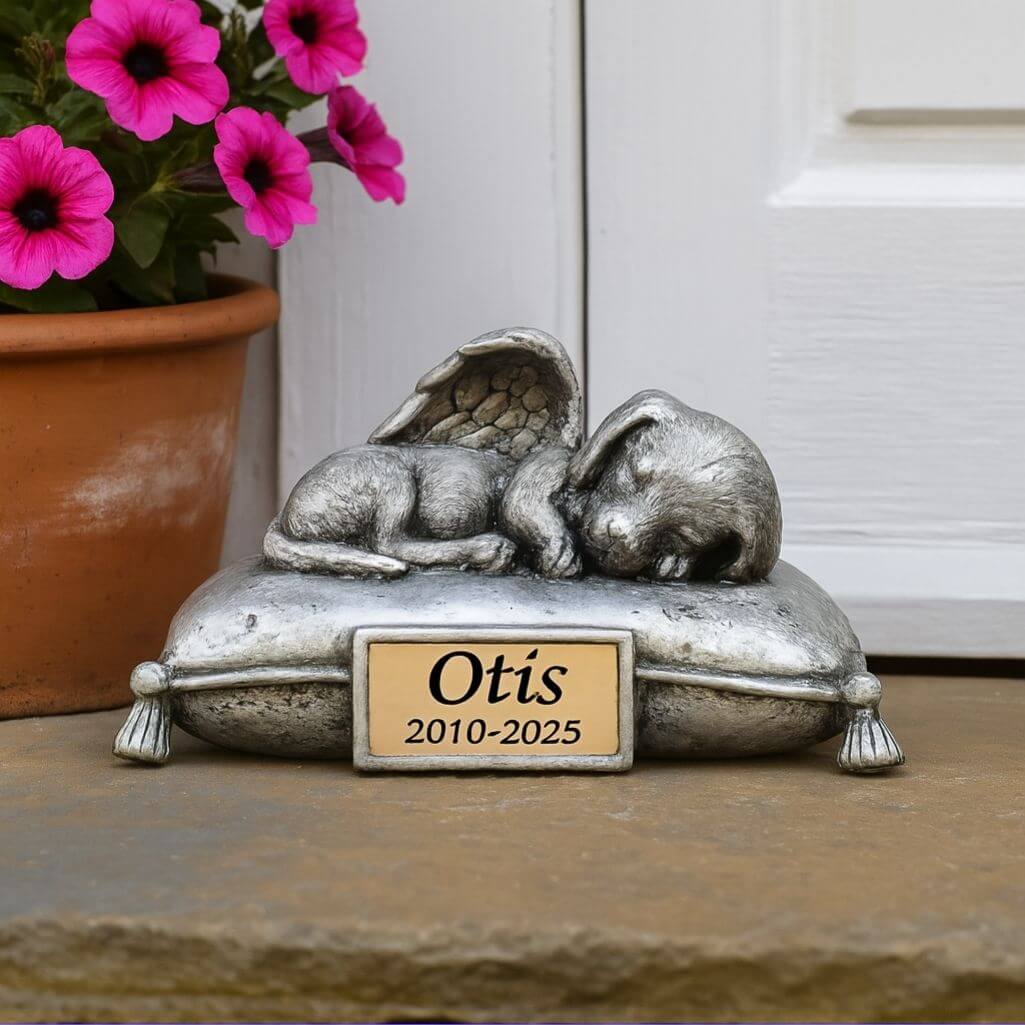 Sleeping Angel Dog Memorial Urn with Elegant Cursive Name & Dates – Outdoor Resin Grave Marker & Pet Ashes Holder for Garden Display